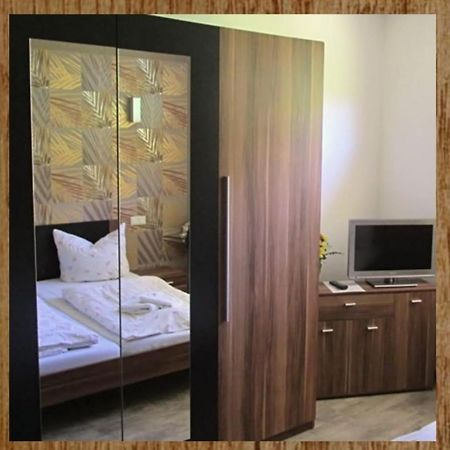 Hotel Zum Eichsfelder Fleischer Heyerode 外观 照片